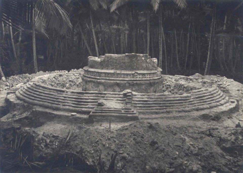 Thoddoo Dhaagaba sarahaddhu museum eh gothah tharaqqee kuranee 