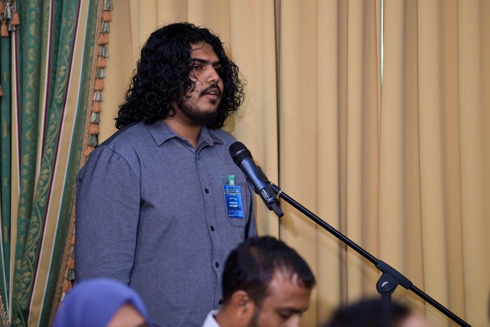 Azaan haaziru kurany minivan noosveri kamah huras alhaakah noon: Police