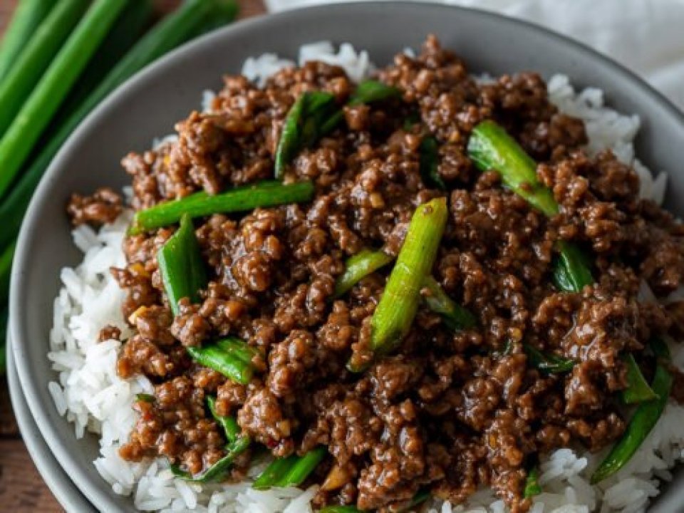 Hukuru malaafaiy: Grilled Beef in Soy Sauce 