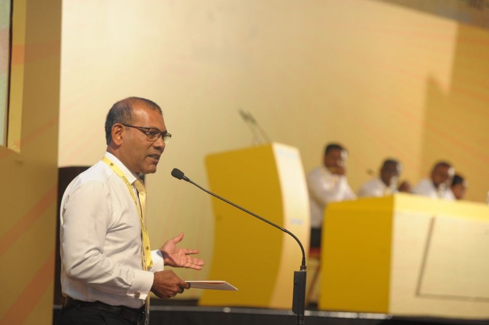 Congress gai gofi thah baiverivanee gaivaidhaa khilaafah: Nasheed