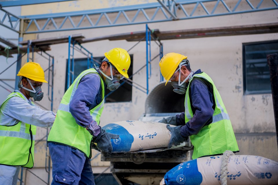 Villa Cement ge agu heyo koffi 