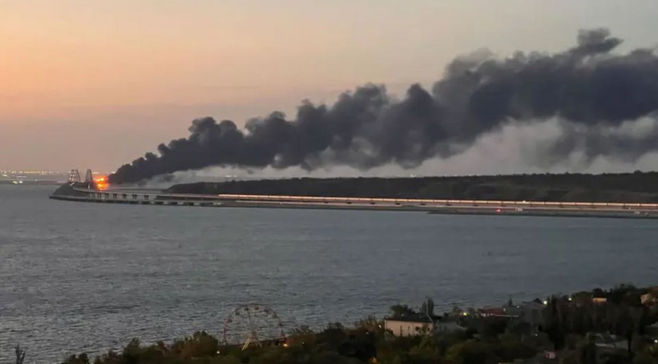 Russia ge Crimea bridge gai baarugadha govumeh, mihaathanah thin maru!