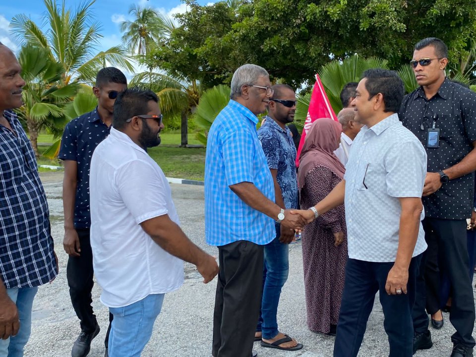 Addu in Raees Yameen ah hoonu maruhabaa eh!