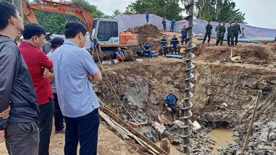 Vietnam gai 100 foot valhakah vettunu kujjaa salaamai nukurevi maruvejje