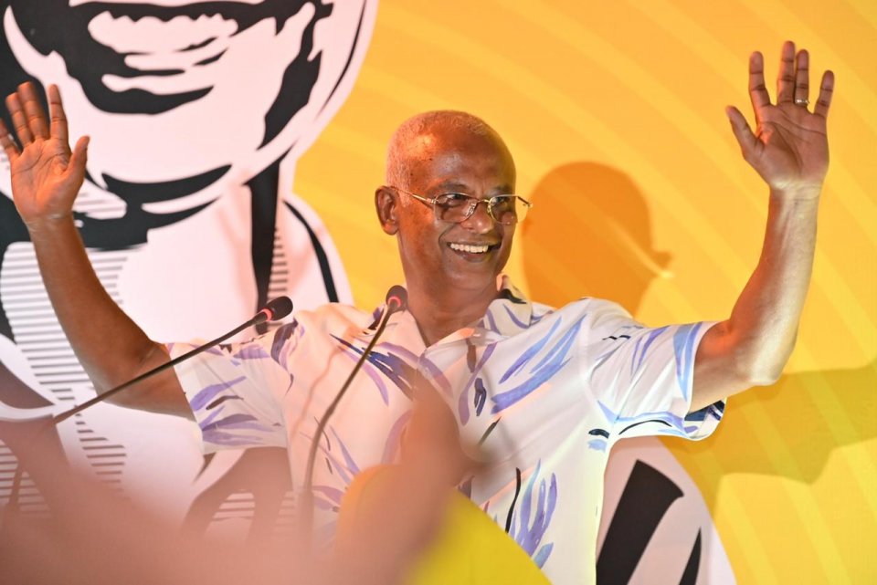 Raees Solih ah MDP ge riyaasee tickt havaalu kurun hukuru dhuvahuge rey