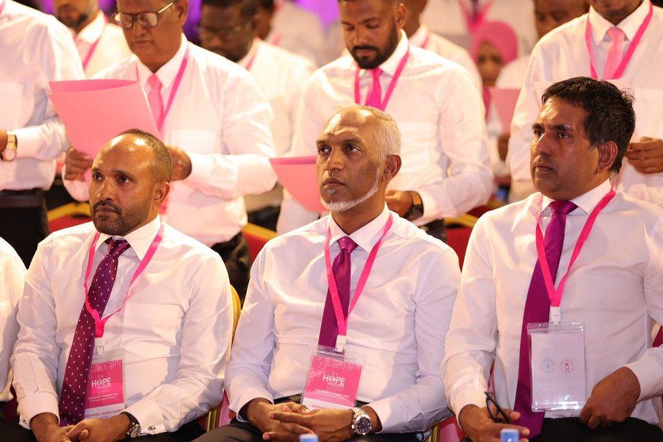 Riyaasee inthikhaabah thayyaaruvumuge gothun baavvaa 