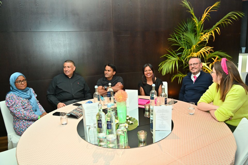 MMPRC in German ge berlin gai rey beyvvi "Dhivehi haveeru" ge therein