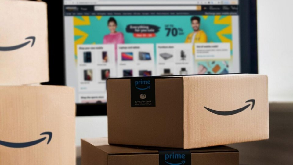 Mamma ge Amazon account in 3000 dollar ge kulhey ehchihi order kohfi