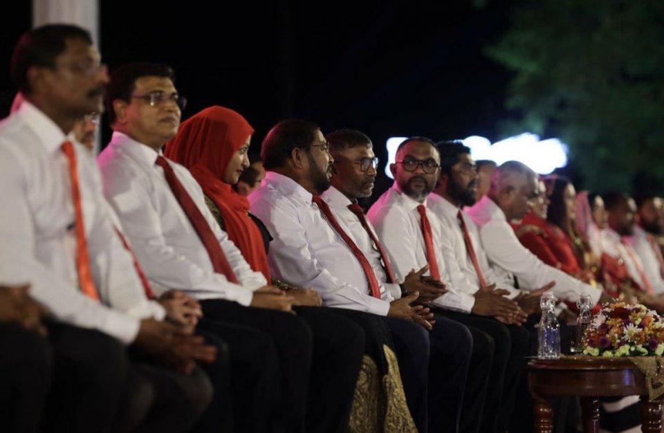 Gasim ah riyaasee ticket eruvumah beyhvi jalsaa in ves Faisal nufeney