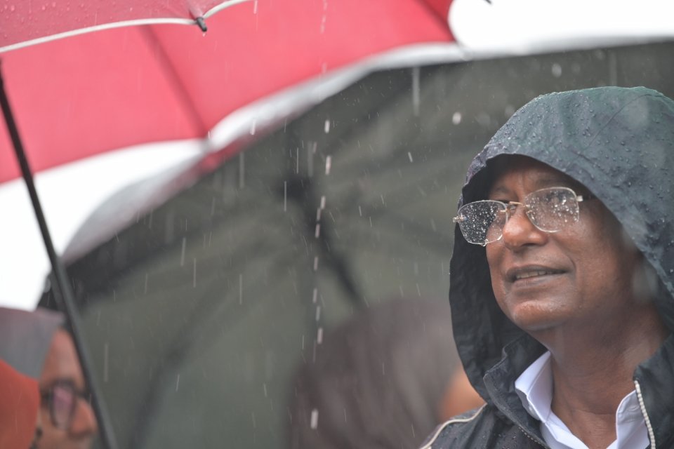 Vissaaraagai ves Raees solih campaign gai