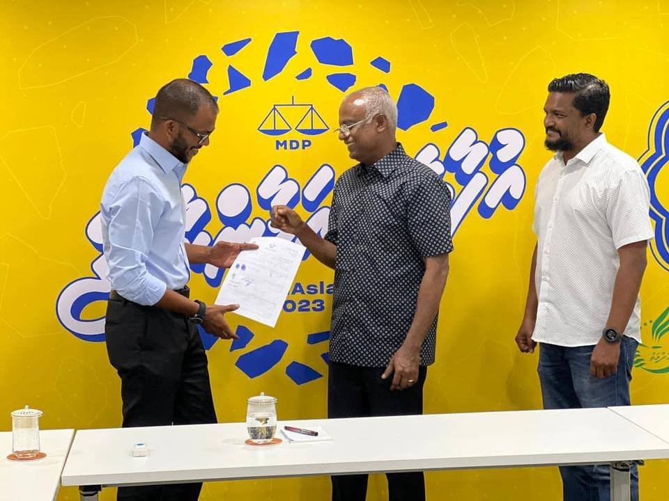 Member Yasir aa Mayor Athif democrats dhookoh alun MDP ah