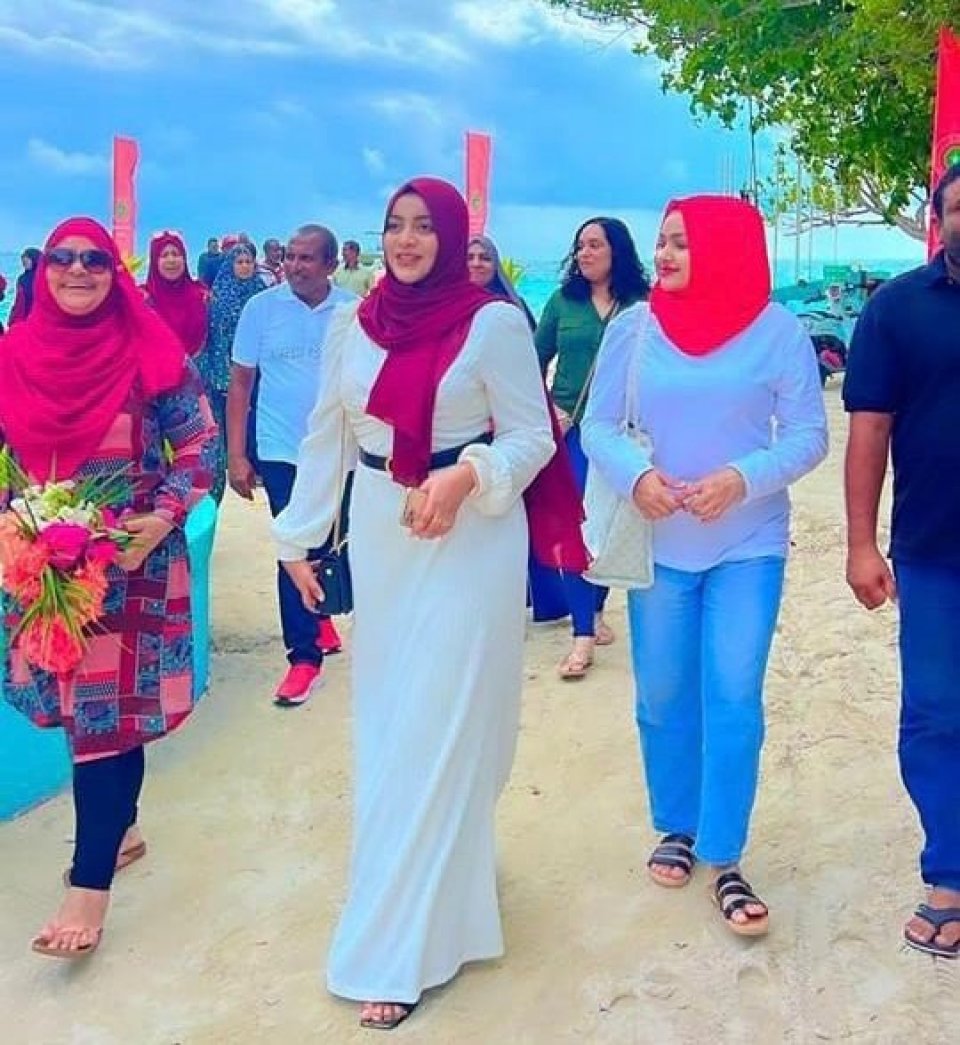 Gasim ge hagu anbikanbalun Raniya ves campaign ah nukumejje