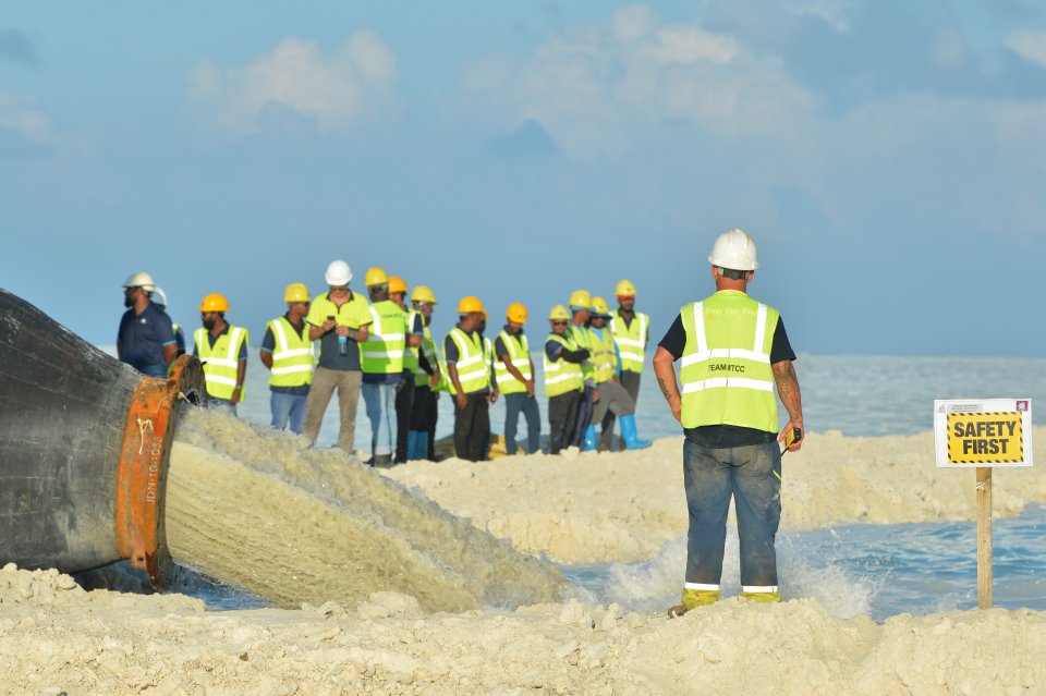 CMC ah dhey binthakugai Dhivehi sarukaaruge control onnaane: Urbanco