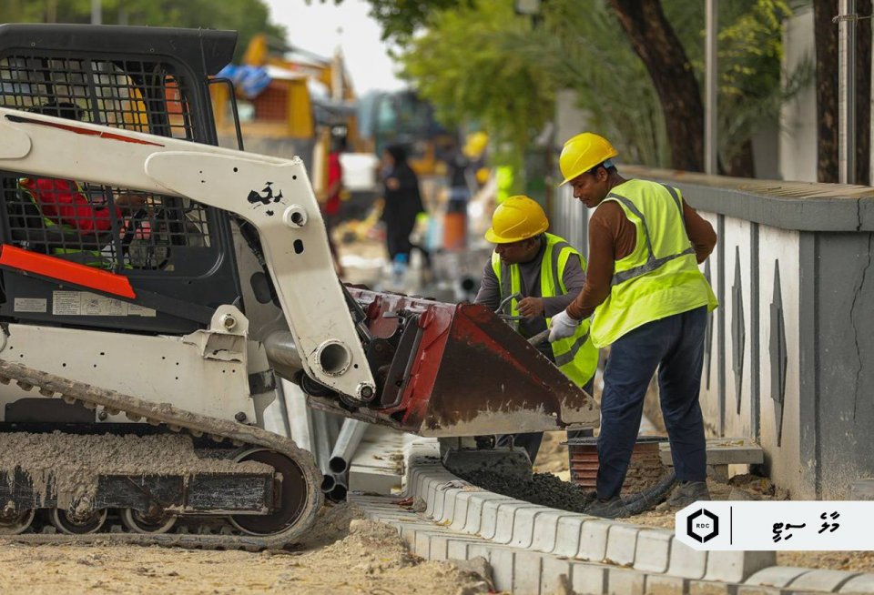 Madu jehifa oiy 17 rashehge magu hedhumuge massakaiy rdc in fashaifi 