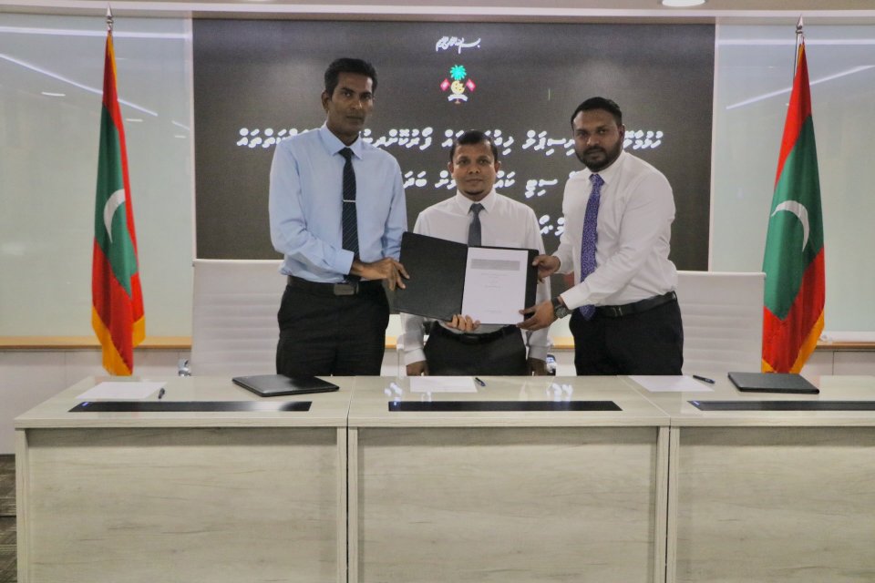 Hulhumale' ge municipal hidhumaiythah council ah badhal kurumuge ehbasvumuga soi koffi