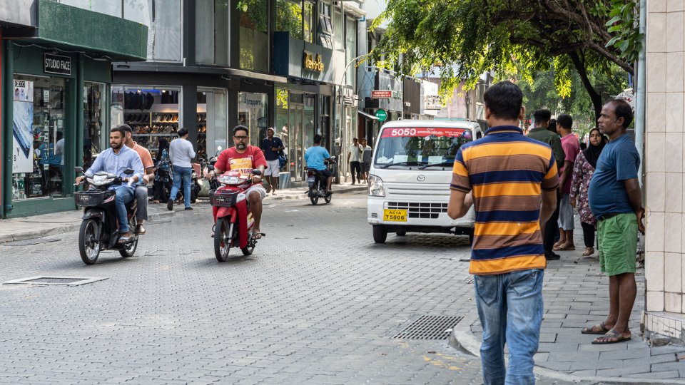 Fenboduvaa massala hallu kuran majeedhee magu ge baeh bandhu kuran ninmaifi