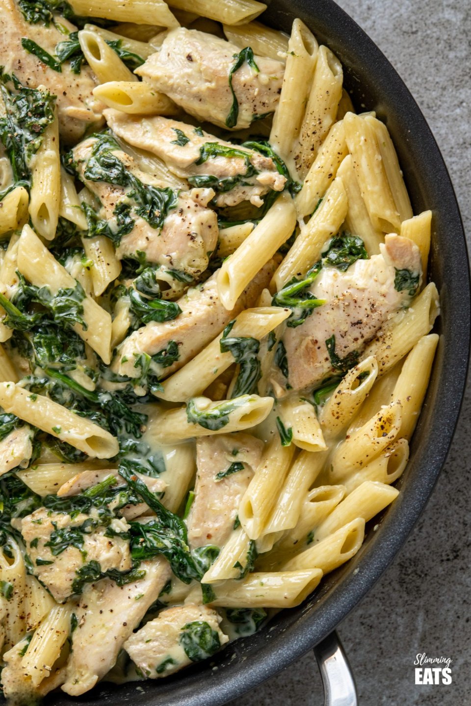 Recipe: Creamy Chicken and Spinach Pasta