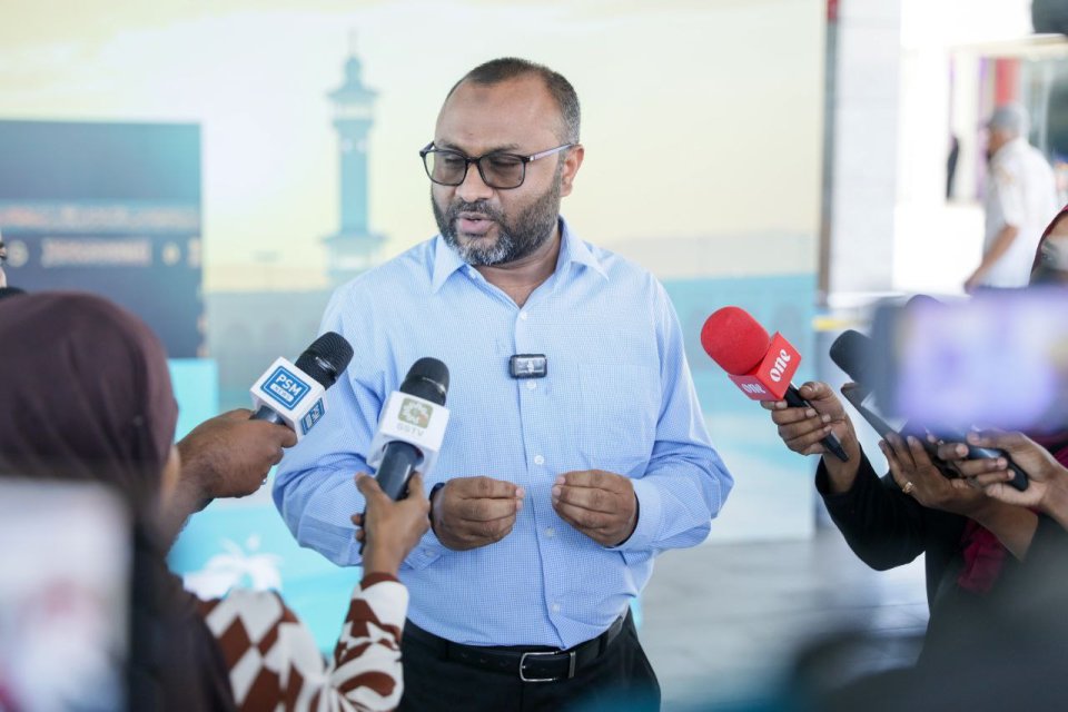 Mahramaka nulaa Umra ah nudhevey usoolu badhalukuran Minister angavaifi