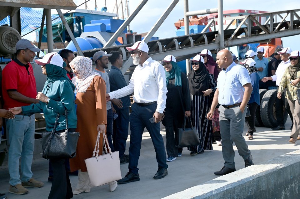 Sarukaaraa gulhigen leo in zuvaanunnah vazeefa ge furusath thah hoadhaidhenee