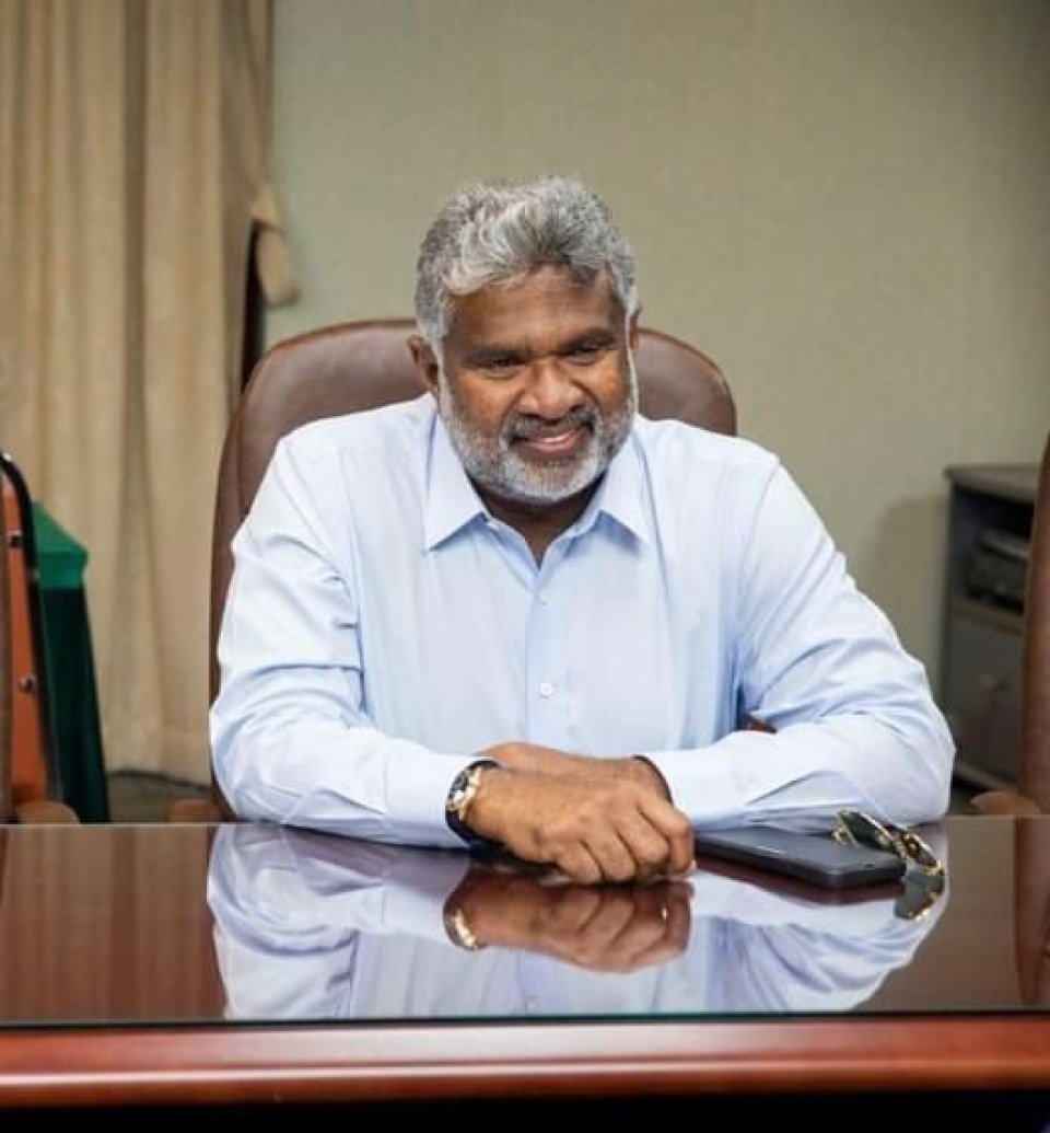 Hussain Shareef ge aailaa ah Raees thauziya dhannavaifi