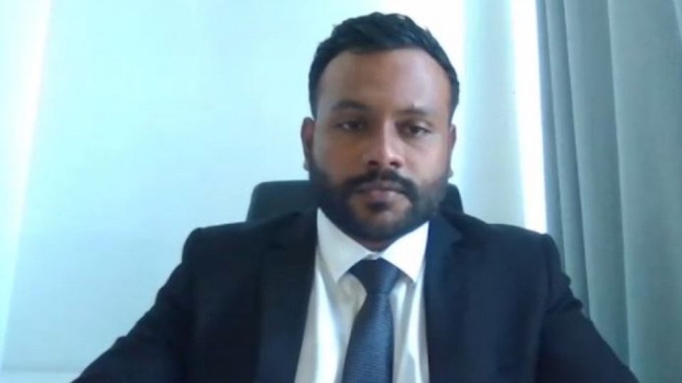 Deputy Minster aku dhaulathaa dhekolhah court ah is dhiya massala balanee