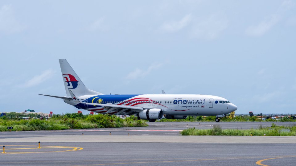 7 Aharah fahu malaysia airlines ge dhathuru thah raajje ah alun fashaifi