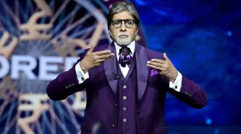 81 Aharugai masahkai kuraathee suvaalu kuraa meehunnah Amitabh ge hoonu rahdheh!