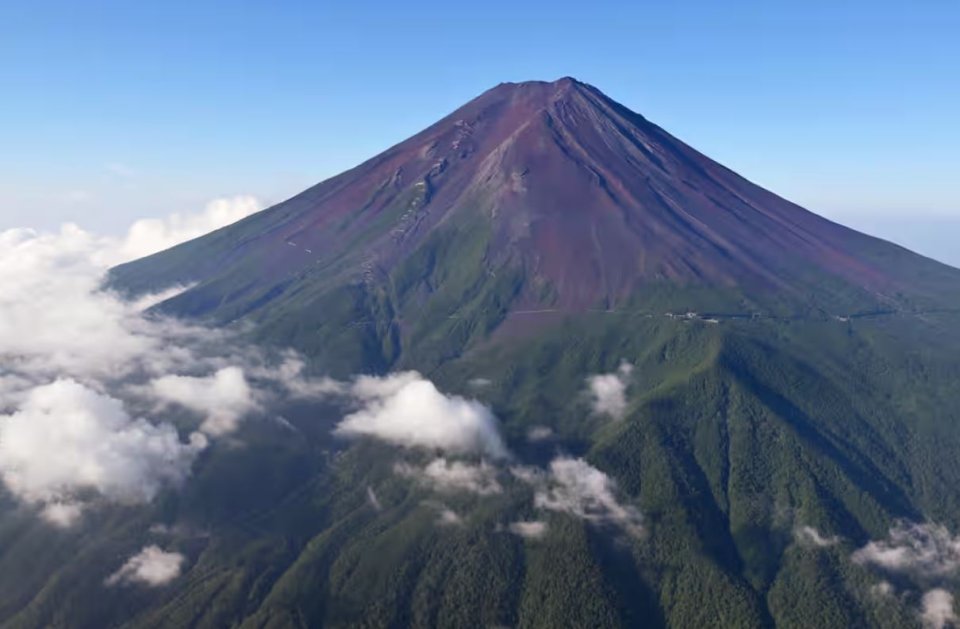 130 aharah fahu Mount Fuji ah snow nuvehi record muhdhatheh faaithu vejje