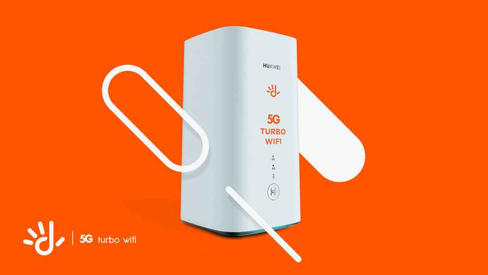 Dhiraagu 5G turbo 749 adhi mathee plane akaa eku hiley 5G router eh