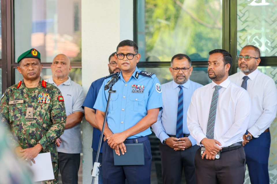 Alifaanuge haadhisage thahugeegah beyruge ehee hoadhanee