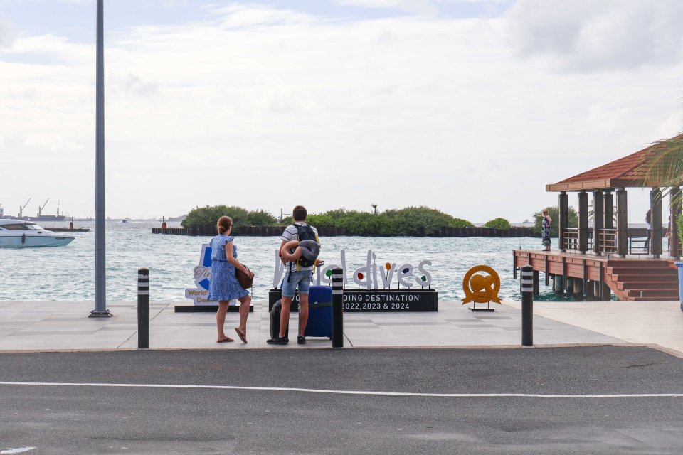 Dhivehinge heyokan feni Tourist aku Islam vejje