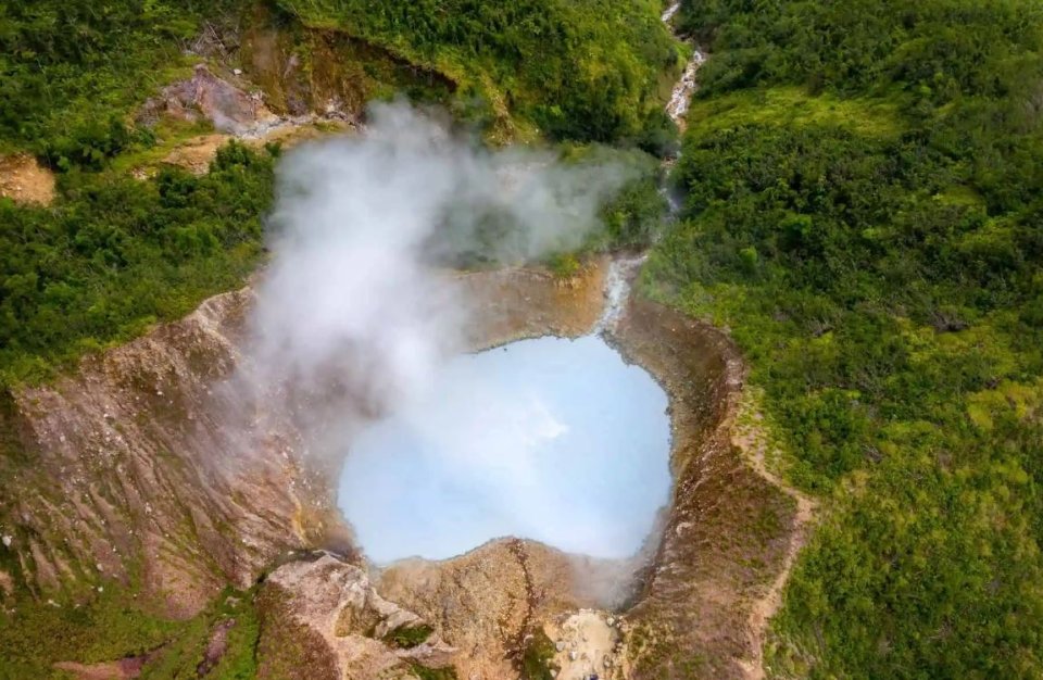 Dominica ge mi fen gandakee keki keki onna fengandeh!