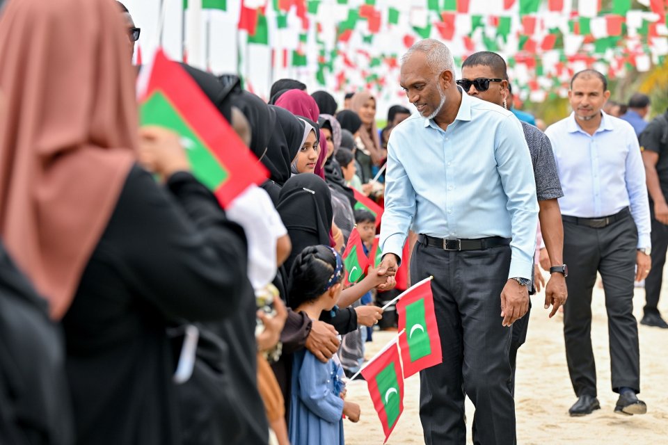 Raees dhidhdhoo ah kuraa dhathurah huraselhey kameh nukuran council in MDP gai edhijje