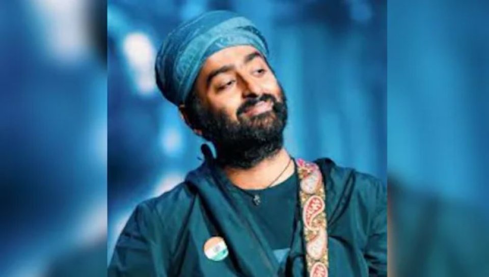 Lava kiyun theriya Arijit ah India ge sharafuveri Padma Shri Award dheefi 