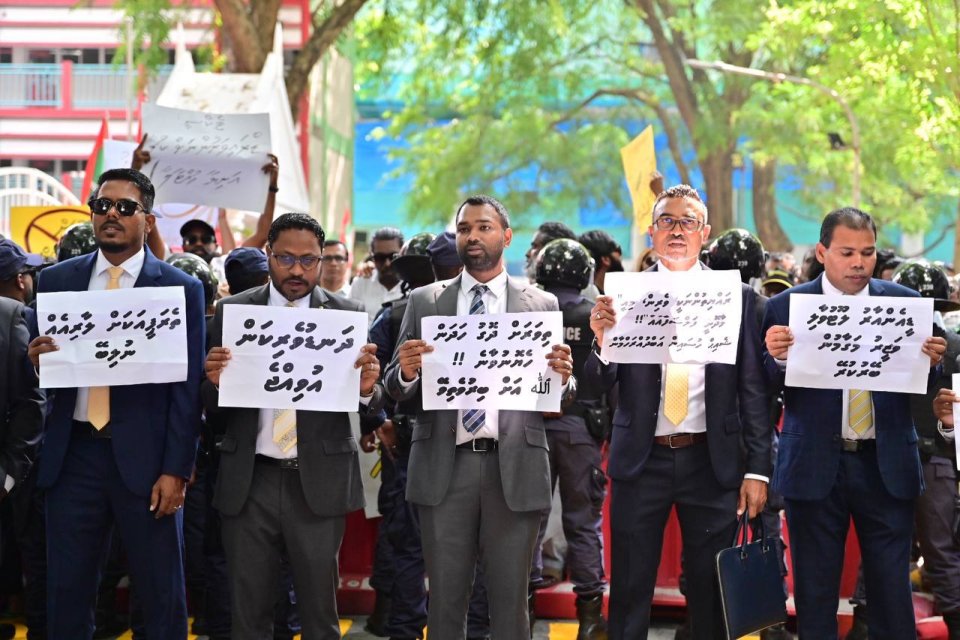 Kureege vaudhuthah nufuhdhava vaudhu vumaki havaaluvefaivaa zimmaa ah ihumaaluvun: Shahid