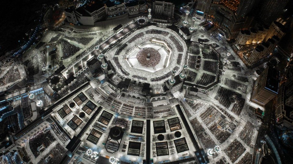 Fahu dhihaige alhukamah ethah million meehun makka ge haramfulhah jamaavefai