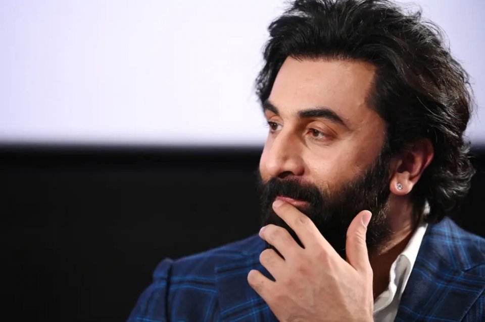 Bollywood gai Ranbir ge enme bodu huvafenakee mi'ee!