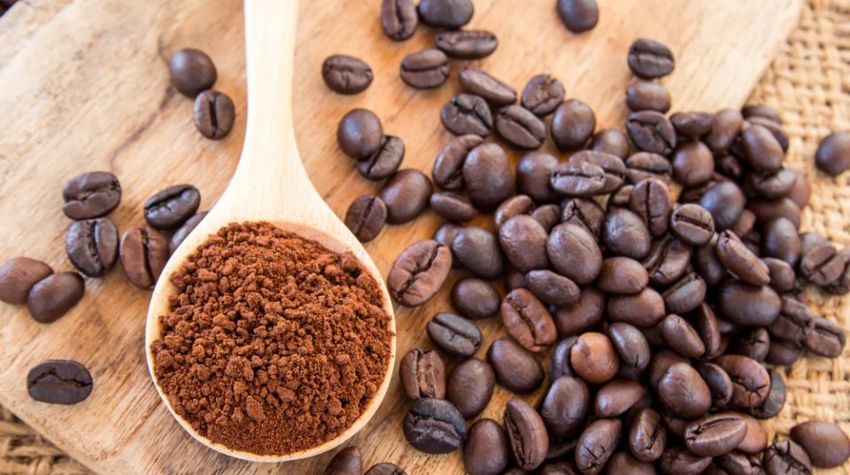 Hamaai isthashigandu ge reethi kamah coffee beynun kurevidhaane dhethin gotheh!