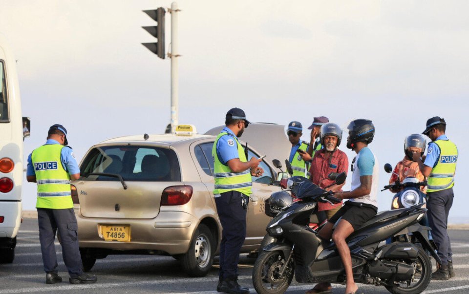 Minivan dhuvahaai gulhigen vaki sarahahdhu thakeh ga ehgamu ulhandhu dhuvvun manaa koffi