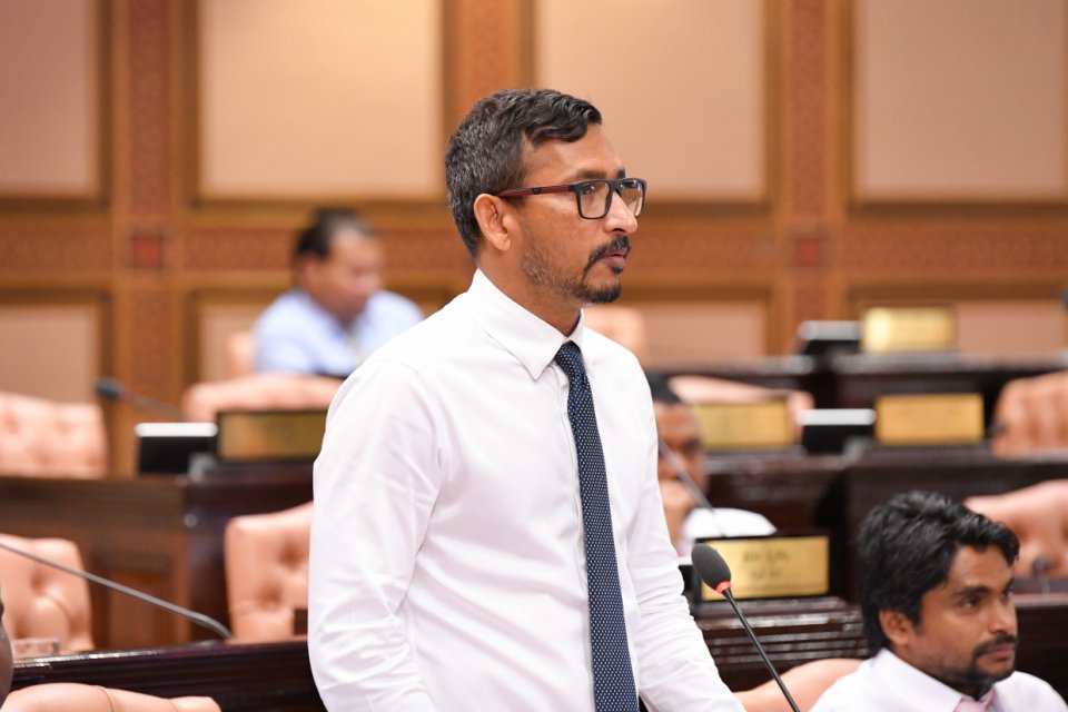 Noosverin aniyaaveri koh maraalan Falaah govaalaifi