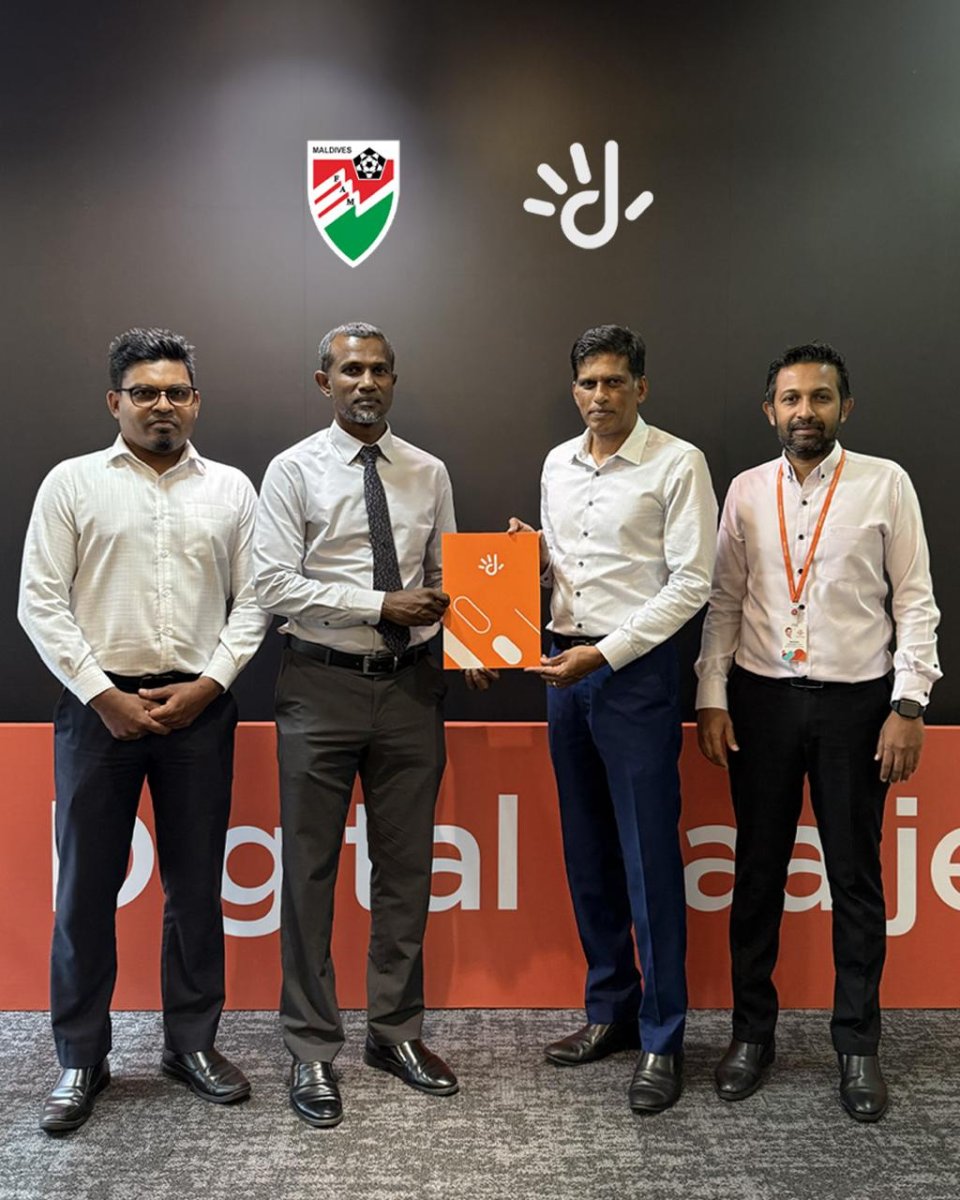 Dhivehi premier league ge main sponsor akah dhiraagu