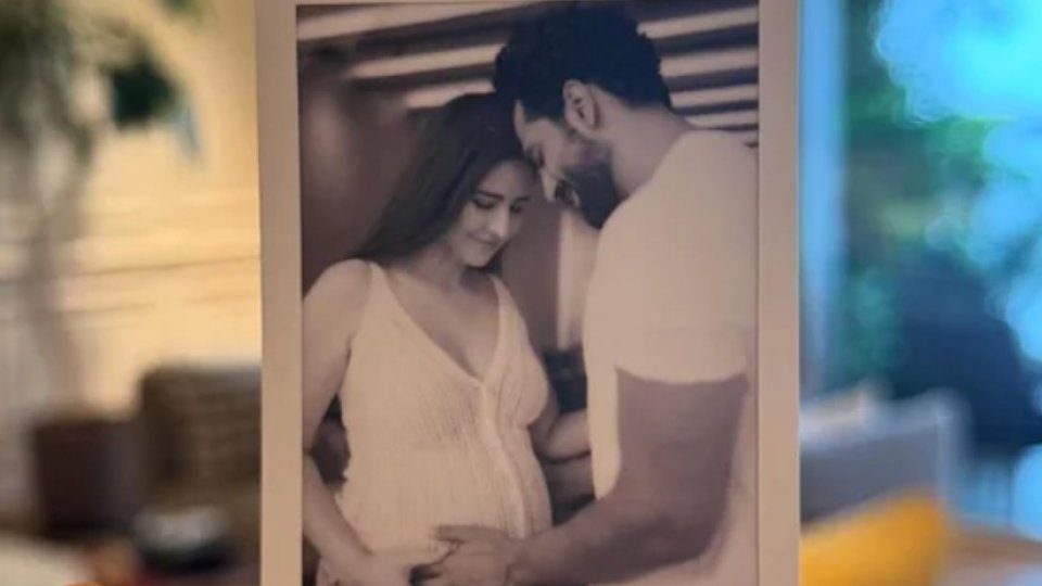 Katrina ge photo thakeh leak vumun aanmun rathah!