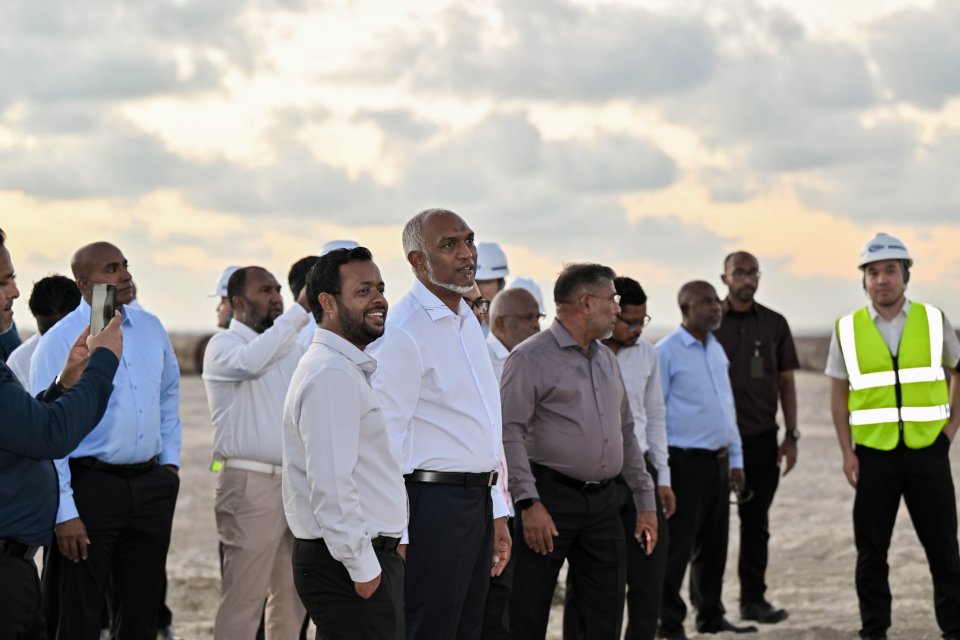 Raees Muizzu Rasmale hikkumuge massakai kuriyah dhaagoiy bahlavaalavvaifi