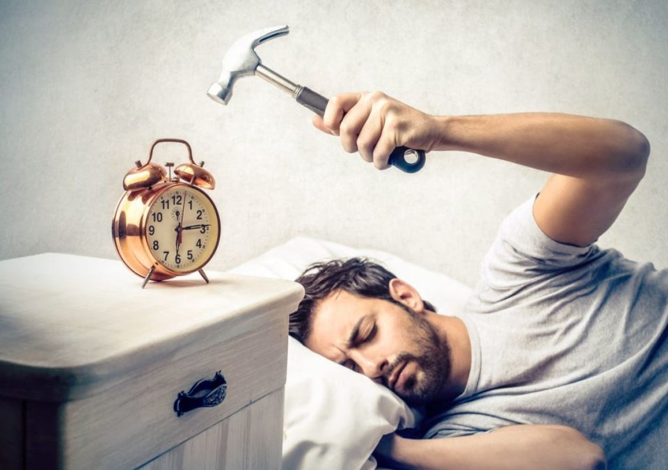 Nidhaa heylaa iru mood goas koh hunnanee mihenve kamah vedhaane!