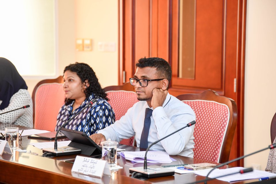 Muvahzafun ge musaarathah ehfaharaa bodu nukuran MMA in lafaa dheefi