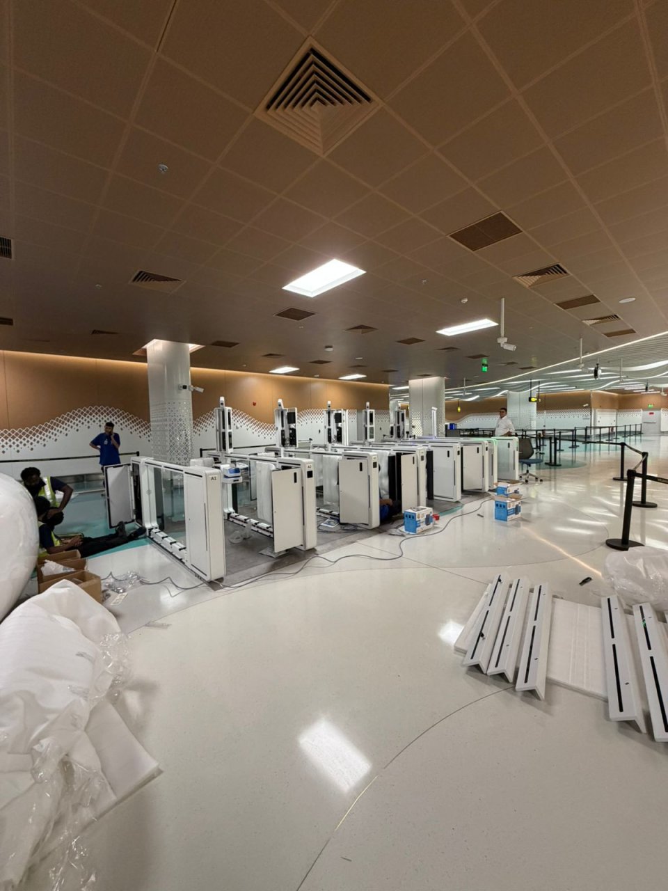 Border control ge que madhukuran VIA gai E-Gate thah harukuran fashaifi