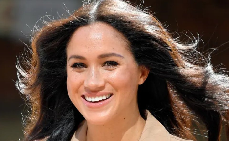 Dhigu medhukendumakah fahu Meghan alun bodu screen ah!
