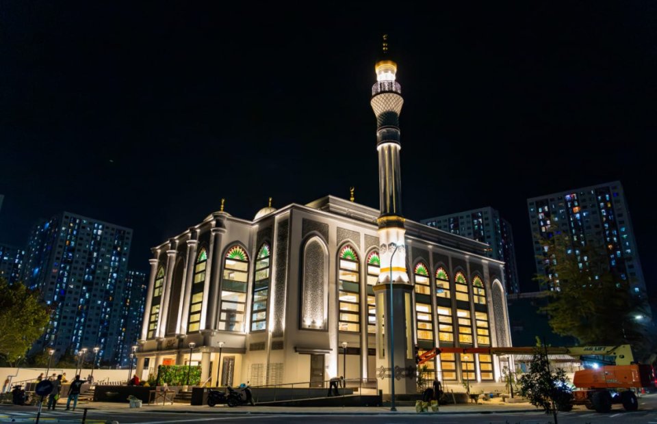 Hulhumale 2 vana fiyavaheegai binaakuri aa miskih hukuru dhuvahu hulhuvanee