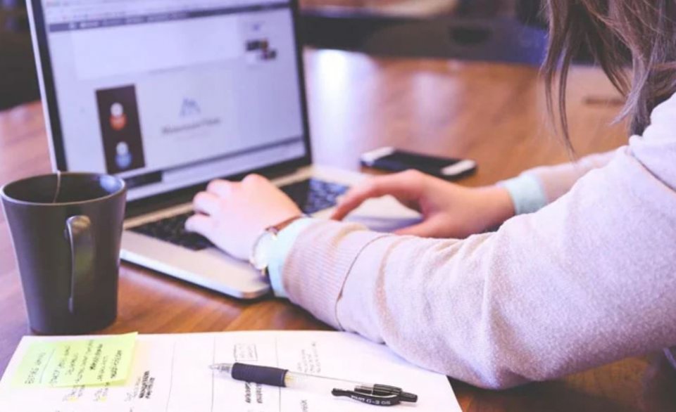 Vazeefa gai maa gina iru ulhey nama umuru kuruvey: dhiraasa