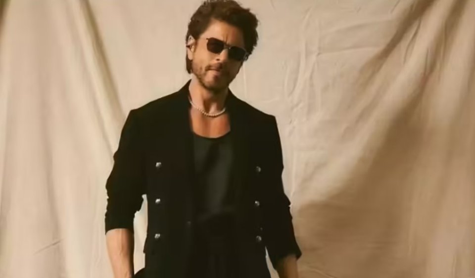 Gaumah gahdhaaru vi kamah bune Shahrukh Khan ah faadu kiyanee!